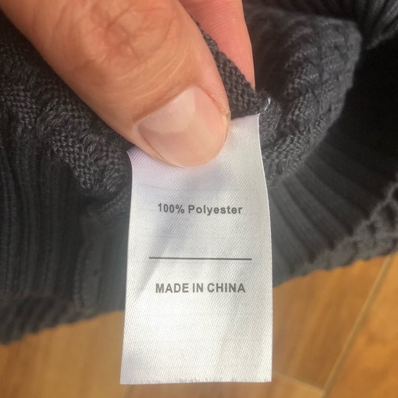 NWOT Men’s Navy Blue Waffle Knit Hoodie Sweater Size XL. - Picture 8 of 8